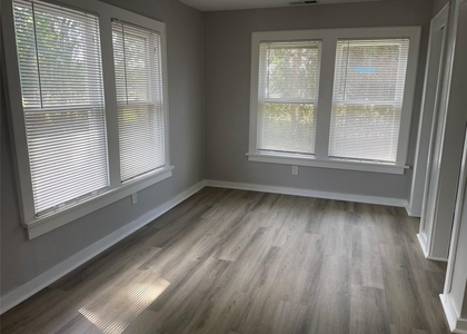 904 Fields Street - Photo 1