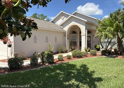 2141 Chinaberry Circle Se - Photo 1