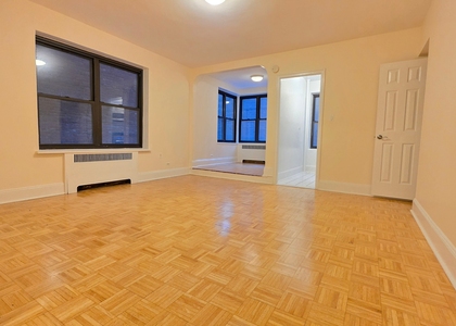 East 24 Street - Photo 1