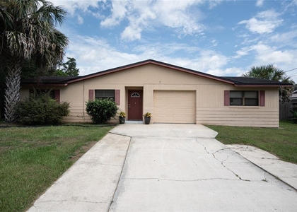 437 E Oakwood Avenue - Photo 1