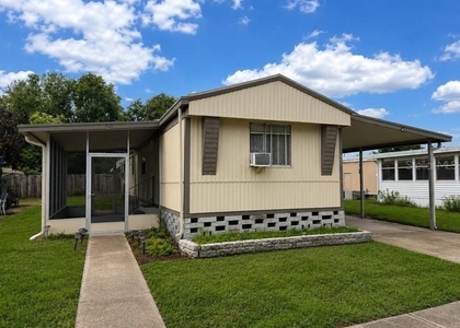 7920 Sunrunner Road - Photo 1