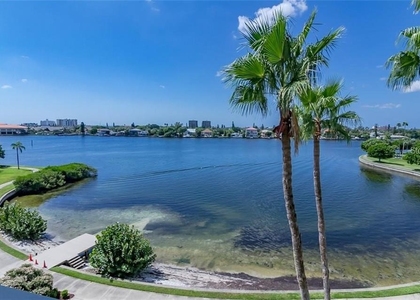 7902 Sailboat Key Boulevard S - Photo 1