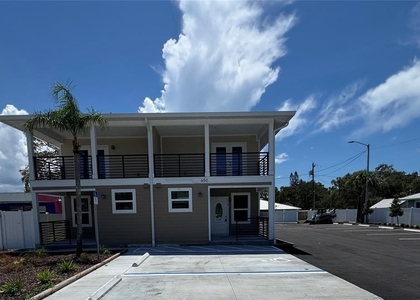 650 E Tarpon Avenue - Photo 1