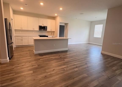 6201 Sw 97th Street - Photo 1