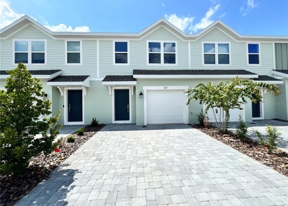 3031 Jessamine Drive - Photo 1