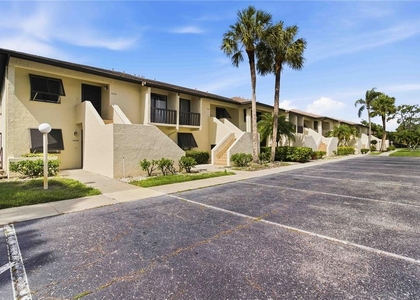 4620 Longwater - Photo 1