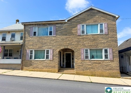 816 Main Street - Photo 1