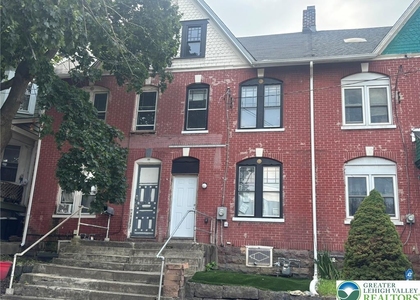 141 S 6th Street - Photo 1
