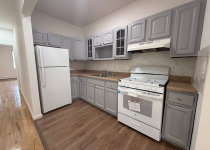 482 Kosciuszko Street - Photo 1