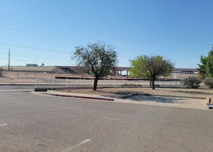 10021 Railroad Drive - Photo 1