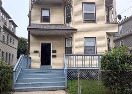 461 Howard Avenue - Photo 1