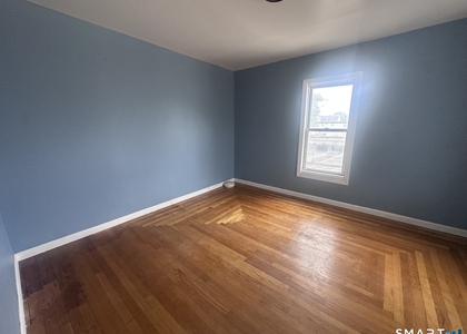 94-96 Burnside Avenue - Photo 1