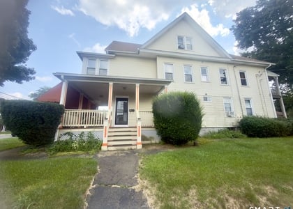261 Wakelee Avenue - Photo 1