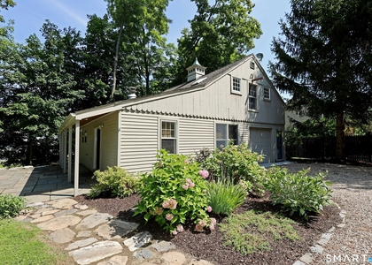 15 Maple Shade Road - Photo 1