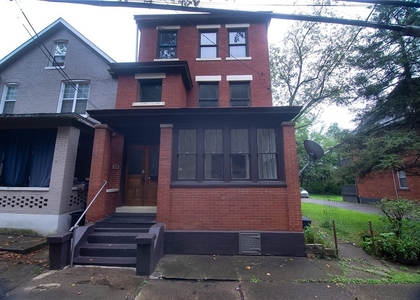 39 Kenmore Ave - Photo 1