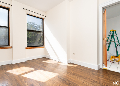 203 17th St - Photo 1