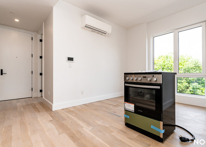 193 Graham Ave - Photo 1
