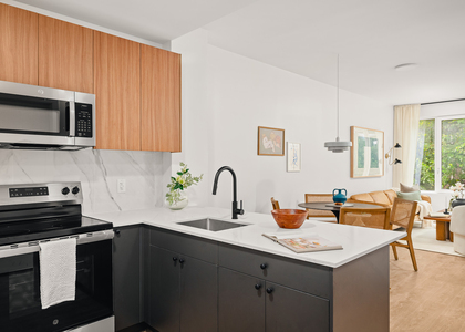1832 Fulton St - Photo 1