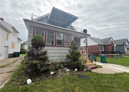 63 Wright Avenue - Photo 1