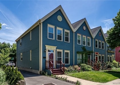 75 Mariner Street - Photo 1
