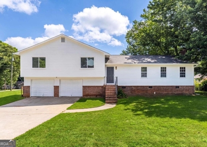 2250 Ridge Forest Drive - Photo 1