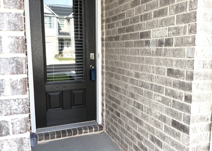401 Lanier Circle - Photo 1