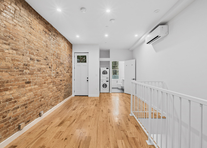 284 Suydam St - Photo 1