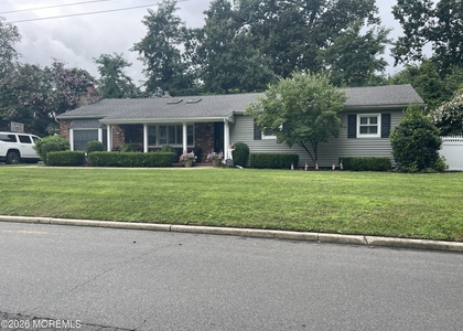 1010 Berkeley Avenue - Photo 1