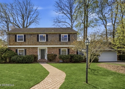 600 N Edgemere Drive - Photo 1