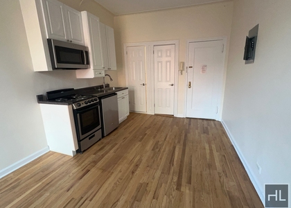 West 72 Street - Photo 1