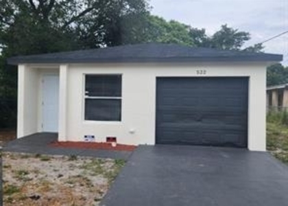 522 N 15th Street - Photo 1