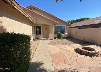 8955 W Charleston Avenue - Photo 1