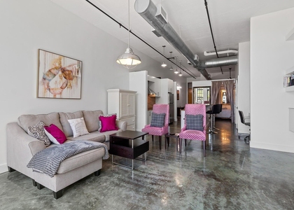 180 Ne 4th Avenue - Photo 1