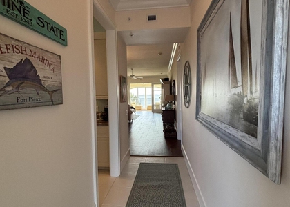 29 Harbour Isle Drive W - Photo 1