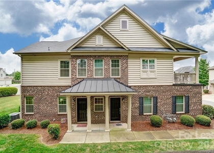 16718 Dolcetto Way - Photo 1