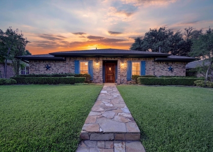 2516 Lawnview Drive - Photo 1