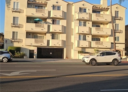 14343 Burbank Blvd. - Photo 1