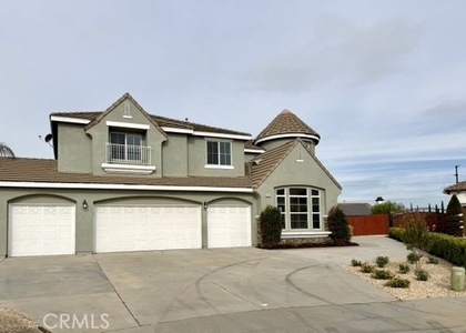 19131 Camassia Court - Photo 1