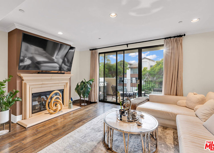 1530 Camden Avenue - Photo 1