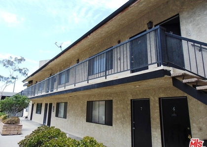 12100 Birch Avenue - Photo 1