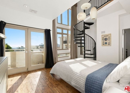 1145 Horn Avenue - Photo 1