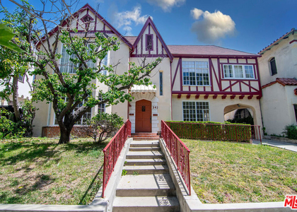 342 N Orange Drive - Photo 1