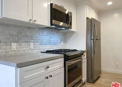 301 S Swall Drive - Photo 1