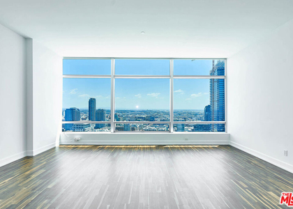 900 W Olympic Boulevard - Photo 1