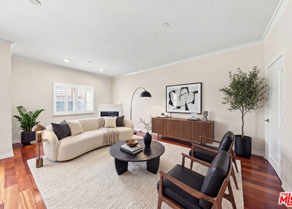956 S Wilton Place - Photo 1