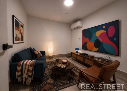 695 Dekalb Avenue - Photo 1