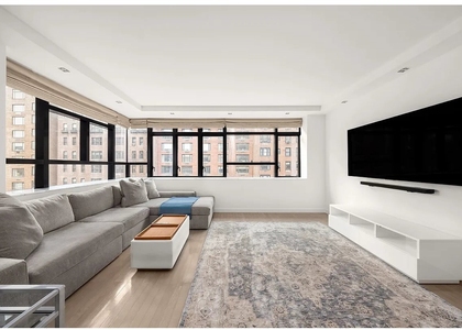 441 E 57th Street - Photo 1