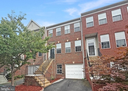 2535 James Monroe Circle - Photo 1