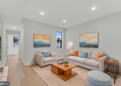 1229 W Hilton Street - Photo 1