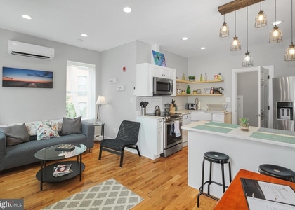 2049 E Hagert Street - Photo 1